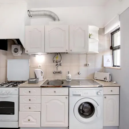 Seaside Sanctuary - Da Rocha * 波尔蒂芒