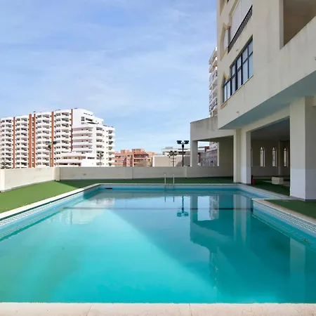 Seaside Sanctuary - Da Rocha